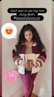 To all our lovely customers tagging us in your diary posts - THANK YOU! 😍🤗 I absolutely love seeing your diaries with you all! It makes me so happy to see you excited to use them in the new year! 💕📖✨ Keep tagging us - I love it! 🥰 #Beautifulroots #Embracingculturesthroughart #2027diaries